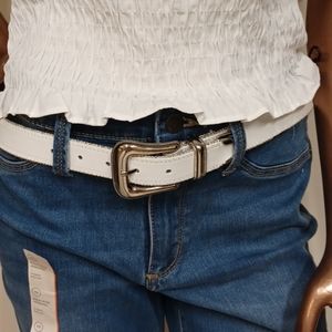 NWT White & Silver Accent Western Belt
